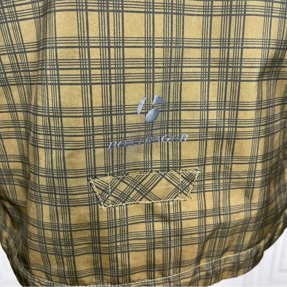 Women’s Bontrager Commuting Shell Rain Jacket,‎ Olive/Black Plaid, Size L